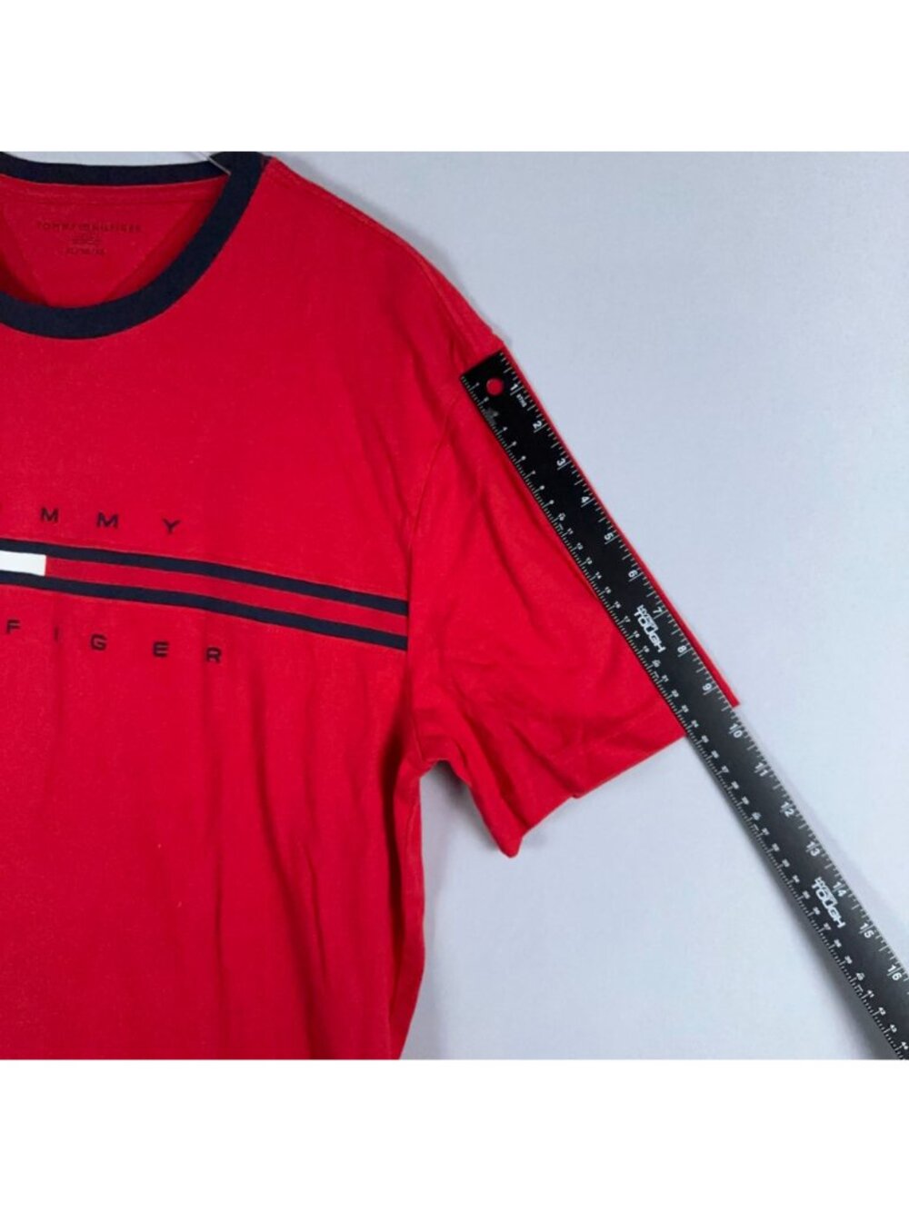 Tommy Hilfiger T-Shirt Size XL Red Crewneck 100% Cotton Stripe Logo Short Sleeve - Picture 13 of 15